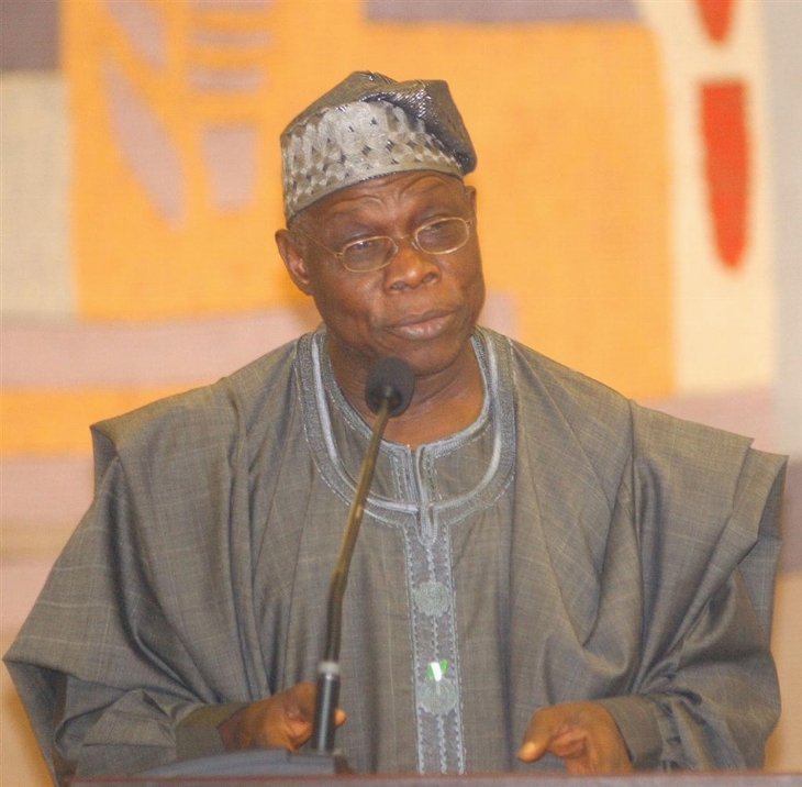 Obasanjo quitte la Côte d`Ivoire après une médiation de deux jours